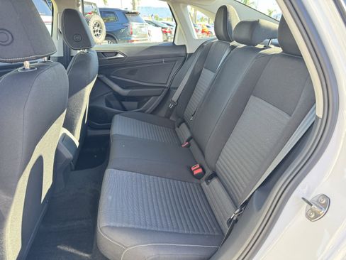 Used 2025 Volkswagen Jetta S image 32