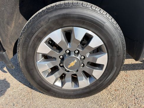 Used 2022 Chevrolet Silverado 2500 Custom w/ Gooseneck/5TH Wheel Package image 4