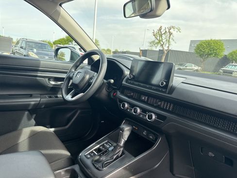 Used 2024 Honda CR-V LX image 23