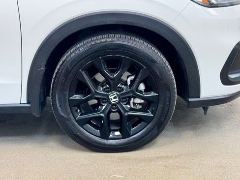 Used 2023 Honda HR-V Sport image 4