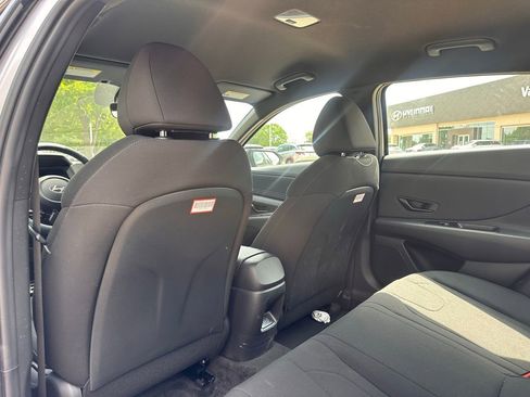 Certified 2026 Hyundai Elantra Sport image 18