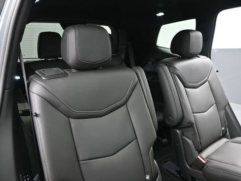 Certified 2025 Cadillac XT6 Premium Luxury w/ Technology Package AWD/4WD image 19
