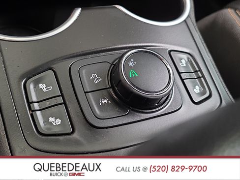 Used 2020 GMC Terrain SLT w/ Preferred Package FWD image 20