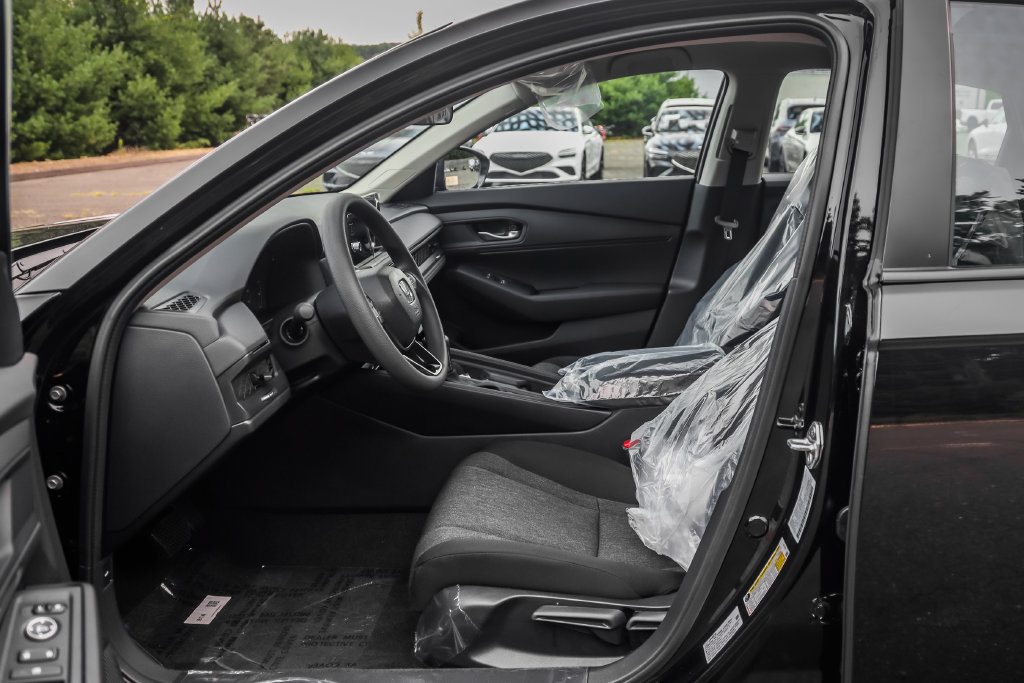New 2026 Honda Accord LX image 13