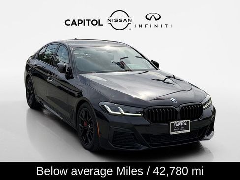 Used 2023 BMW 530i w/ M Sport Package image 4