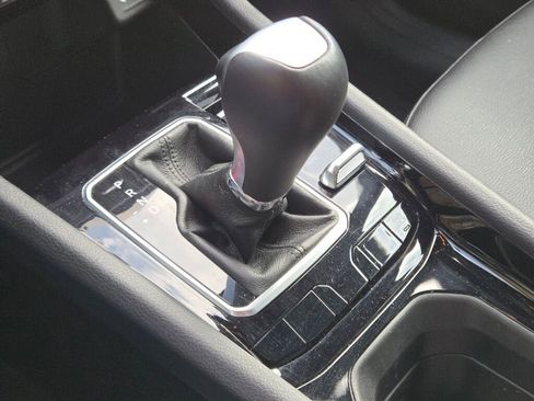 Used 2024 Jeep Compass Limited image 22