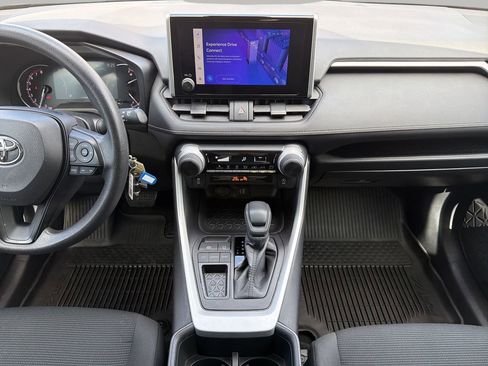 Used 2024 Toyota RAV4 LE FWD image 13
