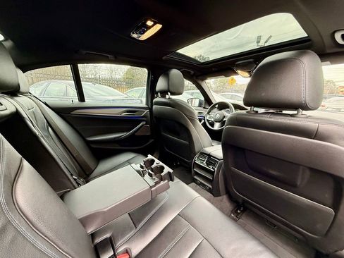 Used 2019 BMW 530i w/ M Sport Package RWD image 30