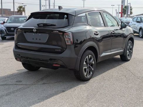 New 2026 Nissan Kicks SV w/ SV Premium Package AWD/4WD image 3