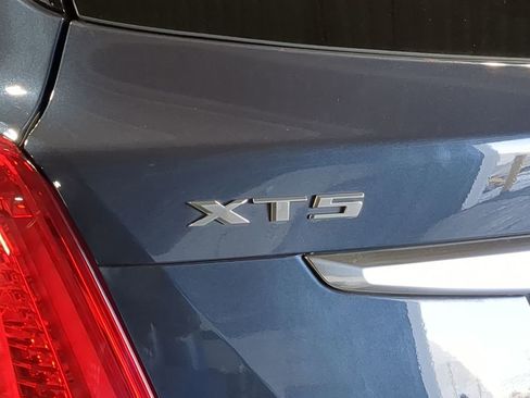 Used 2019 Cadillac XT5 FWD image 24