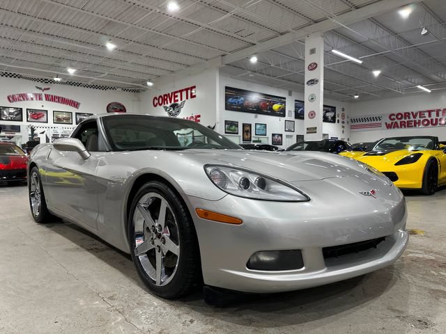 Used 2008 Chevrolet Corvette Coupe w/ Preferred Equipment Group RWD image 4