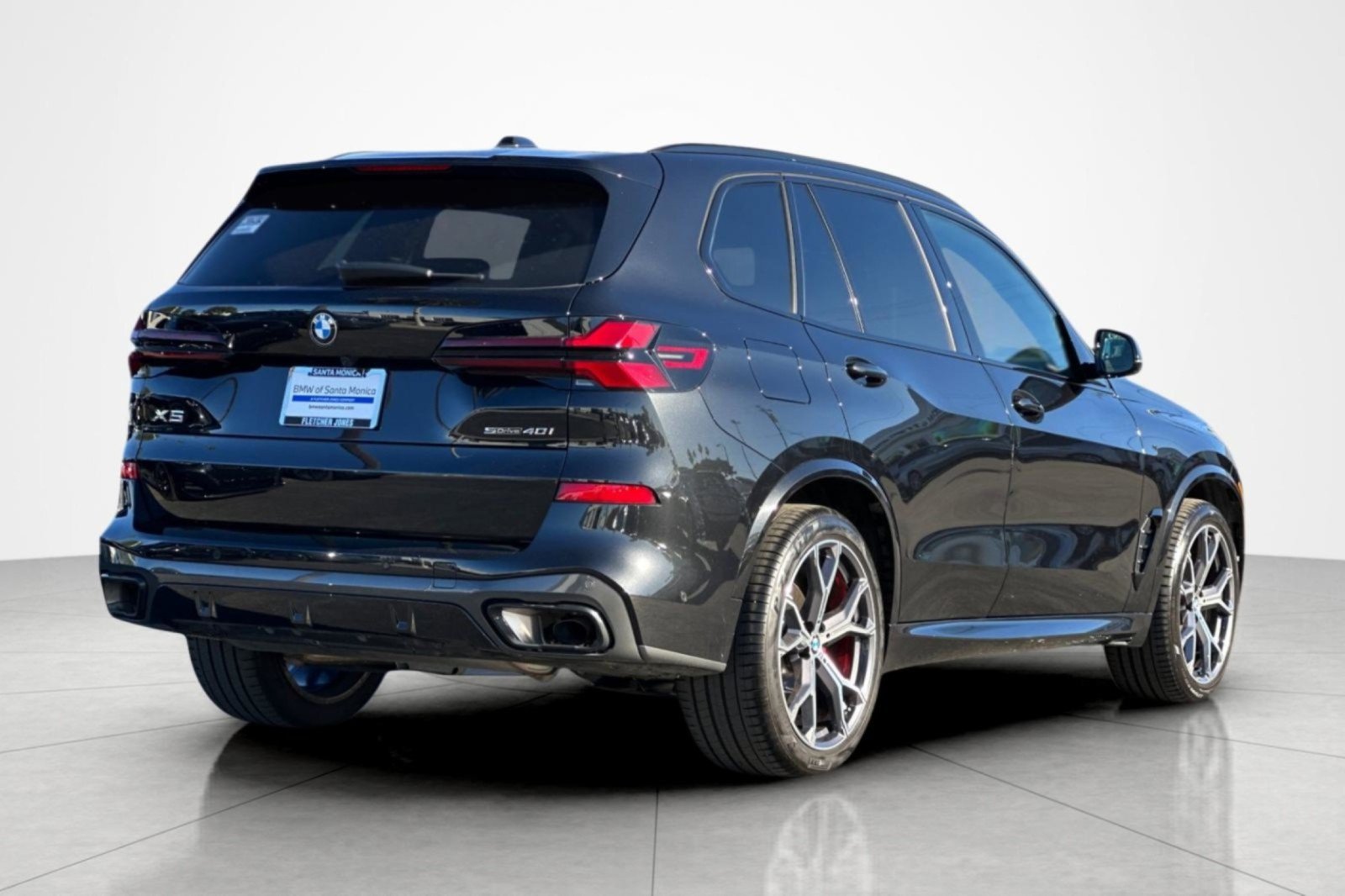 Used 2024 BMW X5 sDrive40i w/ M Sport Package RWD image 5