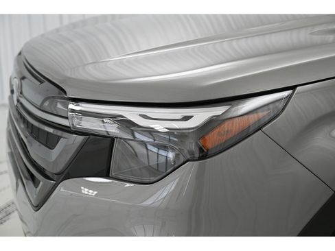 New 2026 Subaru Forester Premium image 9