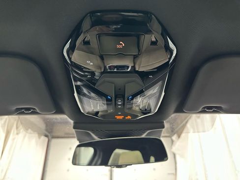 Used 2025 BMW X3 xDrive30i w/ M Sport Package image 36