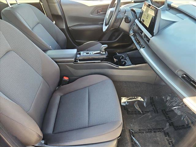 Used 2025 Toyota Prius LE FWD image 26