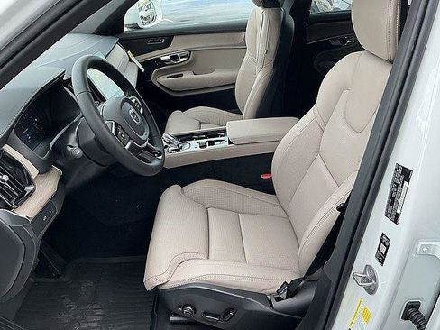 New 2026 Volvo XC90 T8 Ultra w/ Protection Package AWD/4WD image 15