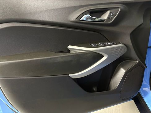Used 2024 Chevrolet Trax RS image 15
