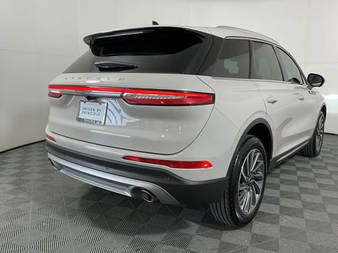 Used 2023 Lincoln Corsair Reserve w/ Equipment Group 201A image 5