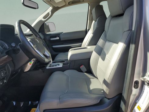 Used 2014 Toyota Tundra Limited w/ Limited Premium Package image 17