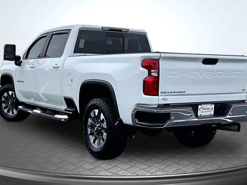 Used 2021 Chevrolet Silverado 2500 LT w/ Convenience Package AWD/4WD image 14