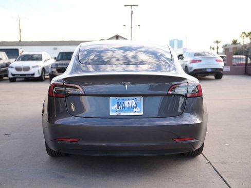 Used 2021 Tesla Model 3 Standard Range Plus image 6
