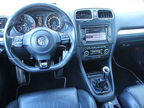 Used 2013 Volkswagen Golf R w/Sunroof & Navi image 15