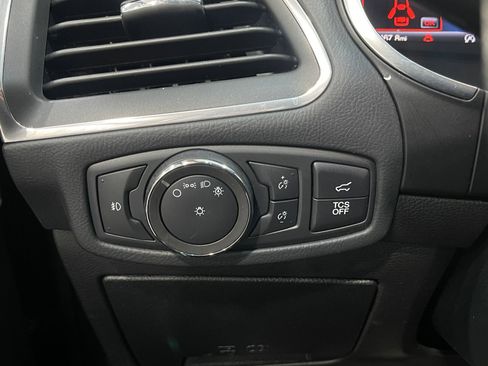 Used 2020 Ford Edge Titanium w/ Equipment Group 301A image 22