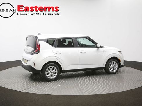 Used 2024 Kia Soul LX w/ Option Group 015 FWD image 41
