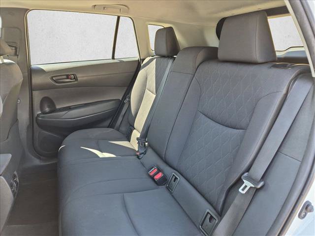 Used 2022 Toyota Corolla Cross LE w/ Moonroof Package FWD image 19