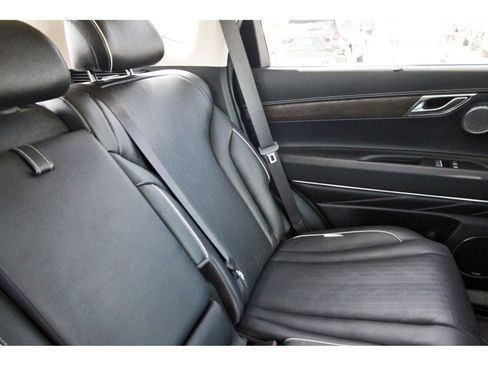 Used 2022 Genesis GV80 2.5T w/ Prestige Package 04 image 15