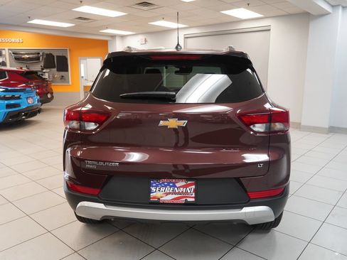 Used 2023 Chevrolet TrailBlazer LT w/ Convenience Package AWD/4WD image 8