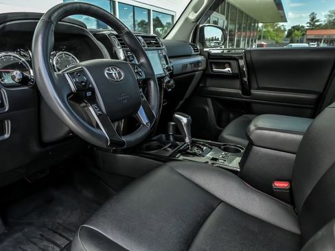 Used 2021 Toyota 4Runner TRD Off-Road Premium w/ Moonroof Package AWD/4WD image 14