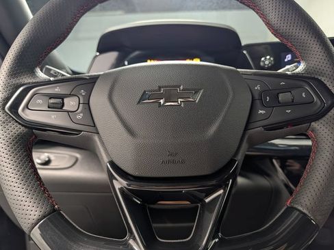 New 2026 Chevrolet Trax RS w/ Sunroof Package FWD image 20