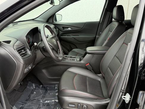 Used 2022 Chevrolet Equinox RS w/ RS Leather Package image 10