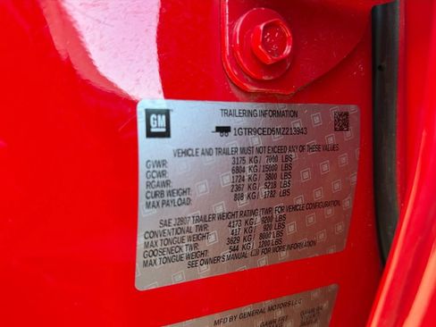 Used 2021 GMC Sierra 1500 Elevation w/ Preferred Package image 28