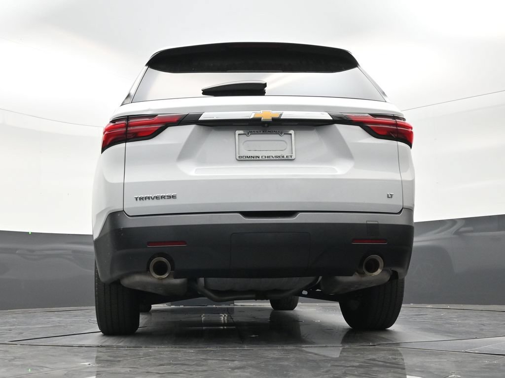Used 2023 Chevrolet Traverse LT FWD image 20