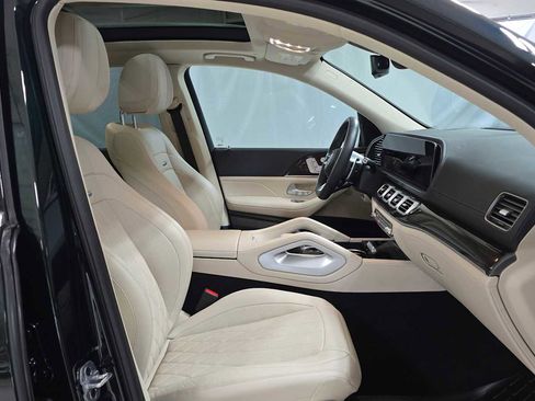 Certified 2024 Mercedes-Benz GLE 53 AMG 4MATIC image 10