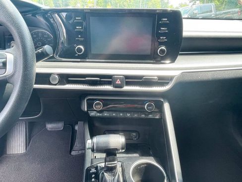 Used 2023 Kia K5 LXS FWD image 12