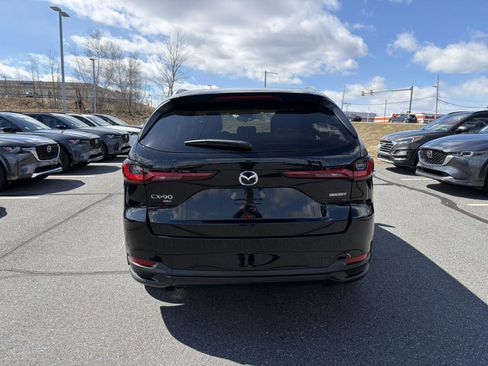 New 2026 MAZDA CX-90 3.3 Turbo w/ Preferred Package image 4