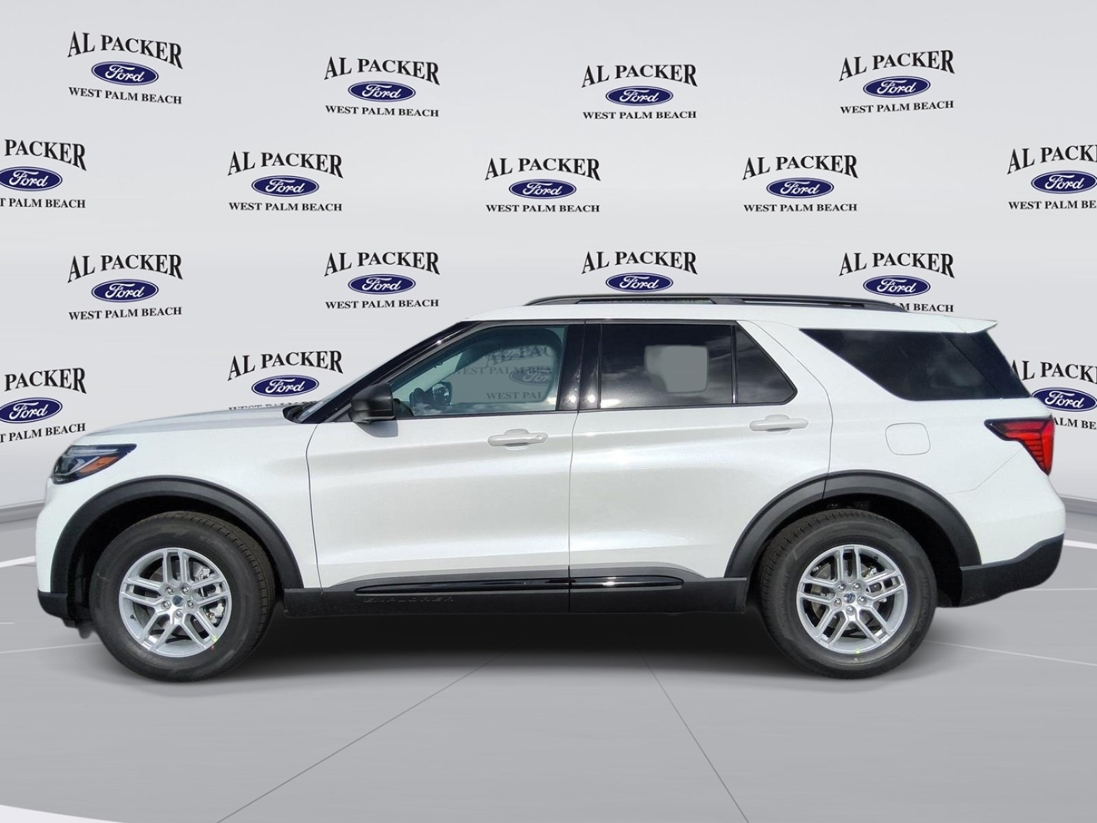 New 2026 Ford Explorer Active w/ Active Comfort Package RWD image 2