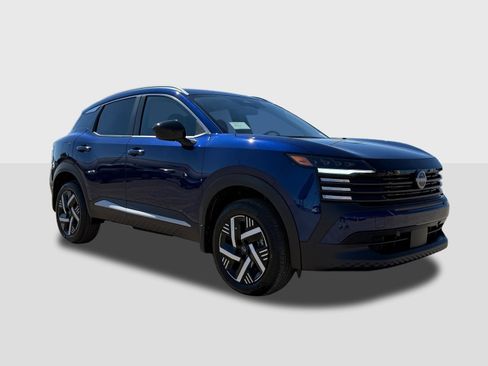 New 2026 Nissan Kicks SV FWD image 8