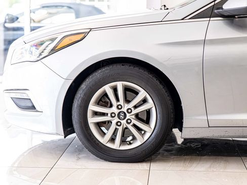 Used 2015 Hyundai Sonata SE FWD image 8