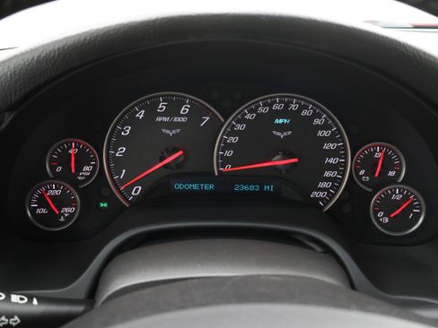 Used 2009 Chevrolet Corvette Coupe w/ Preferred Equipment Group RWD image 9