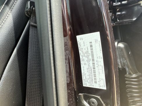 Used 2018 Ford F150 Lariat RWD image 27