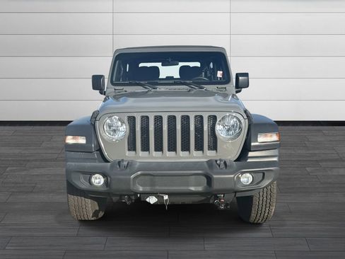 Used 2020 Jeep Wrangler Sport image 9