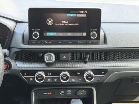 Used 2023 Honda CR-V EX image 18