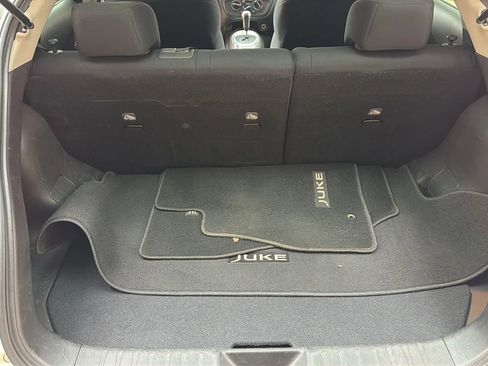 Used 2014 Nissan Juke S image 19