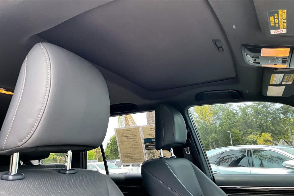 Used 2021 Lexus GX 460 Premium AWD/4WD image 13