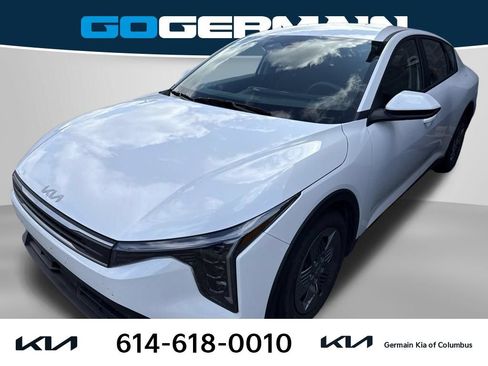 Certified 2026 Kia K4 FWD image 1