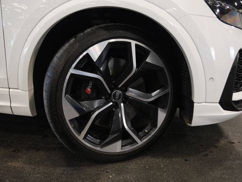 Used 2024 Audi RS Q8 AWD/4WD image 10